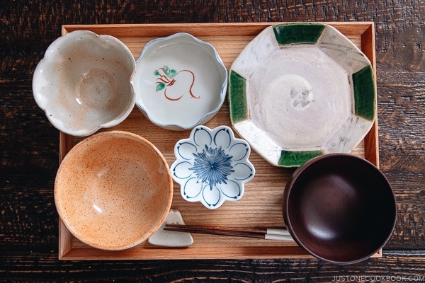 Japanese Tableware and Setting